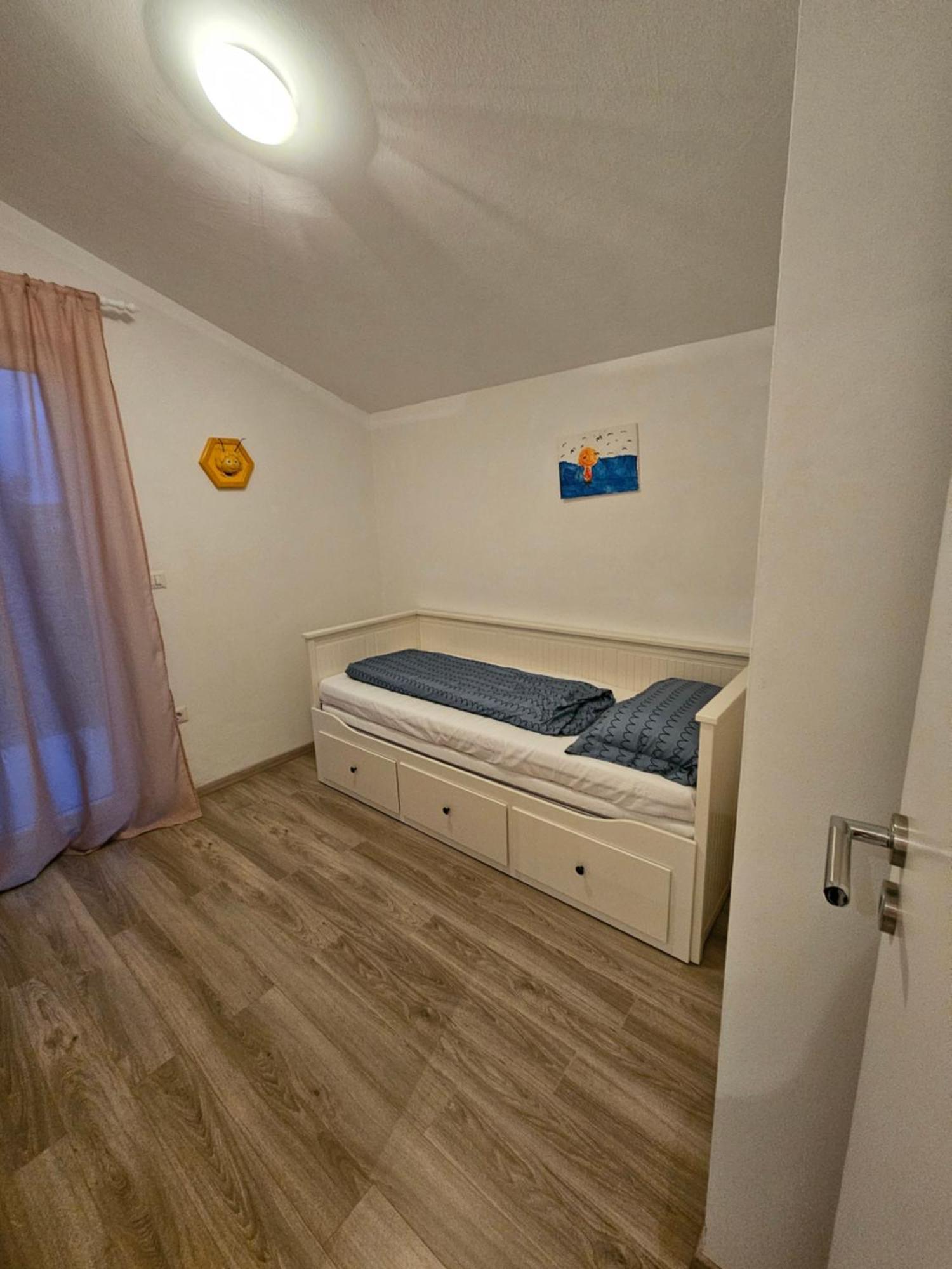 Apartment Robi Umago Esterno foto